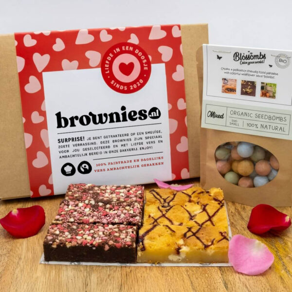 Brownies.nl Valentijn box groot met zaadbommetjes van Blossombs