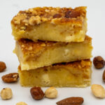 Winterse Appel & Noten blondie met appel, noten en witte chocolade
