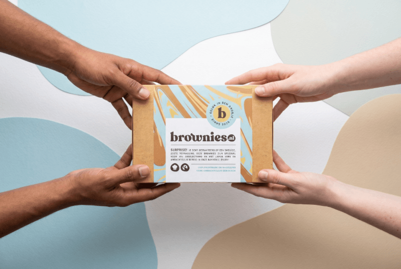 brownie box cadeau geven aan elkaar