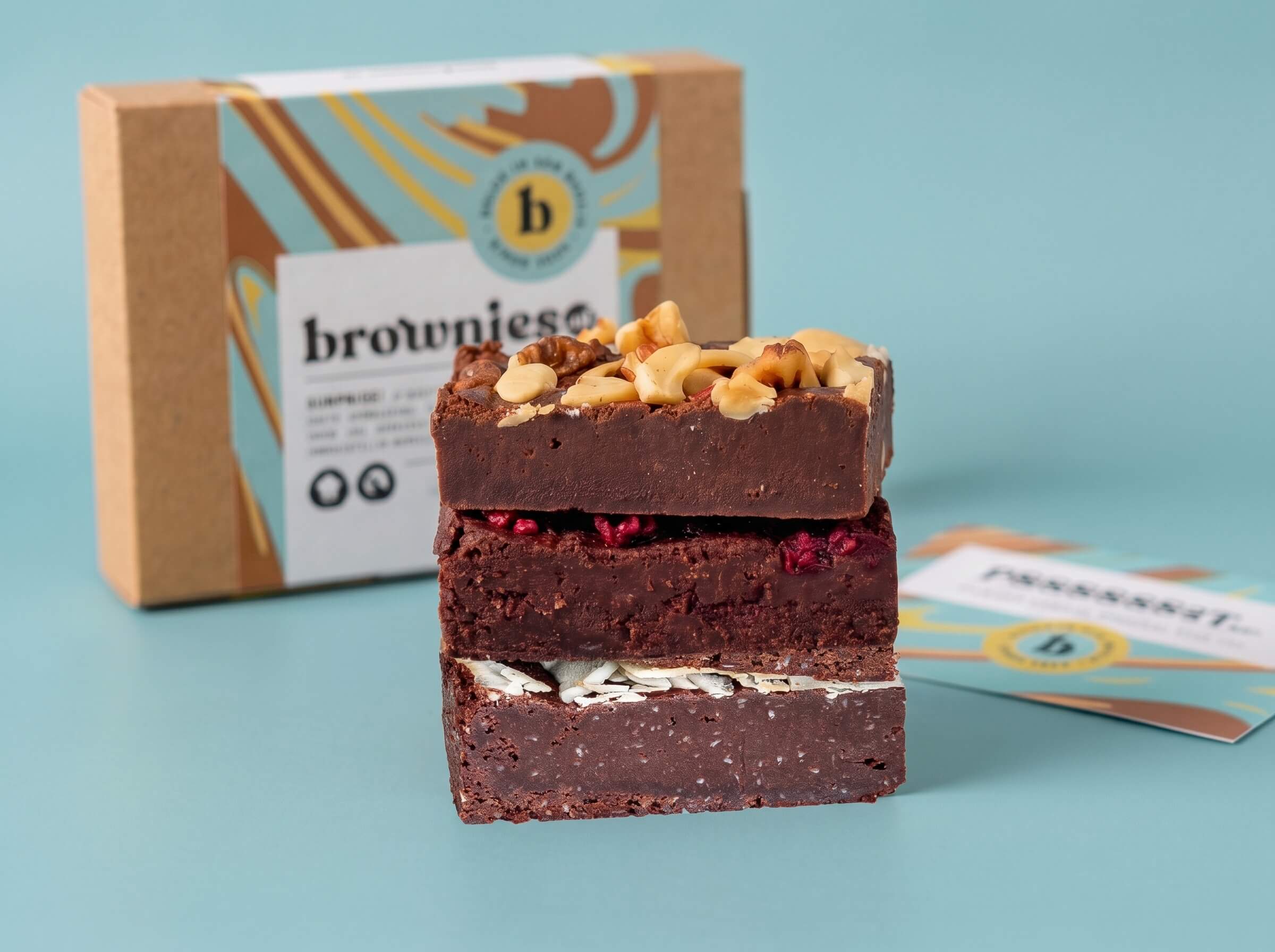 Vegan brownie stapel Brownies.nl